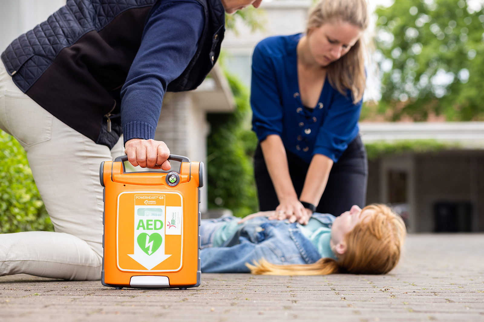 Reanimatie van een jonge vrouw met een Powerheart G5